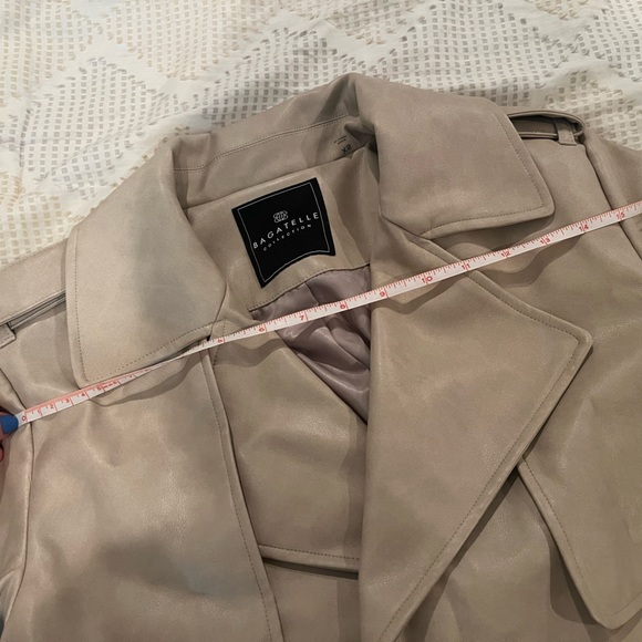 Bagatelle cropped faux leather trench jacket - Picture 7 of 10